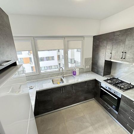 Luxury Glam Apartments Central Adress Bucuresti With Parking Buitenkant foto