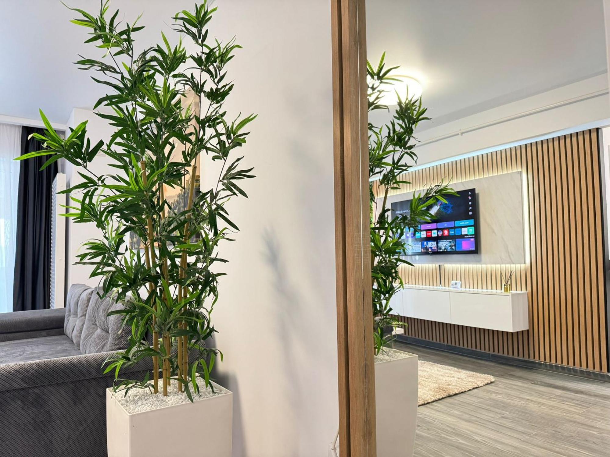 Luxury Glam Apartments Central Adress Bucuresti With Parking Buitenkant foto